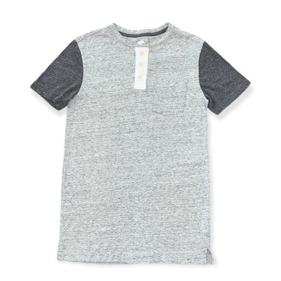 Old Navy boys tee shirt - Picture 1 of 10